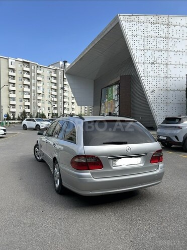 Mercedes E 220-4