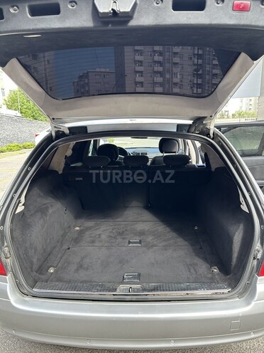 Mercedes E 220-9