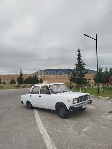 LADA (VAZ) 2107-4