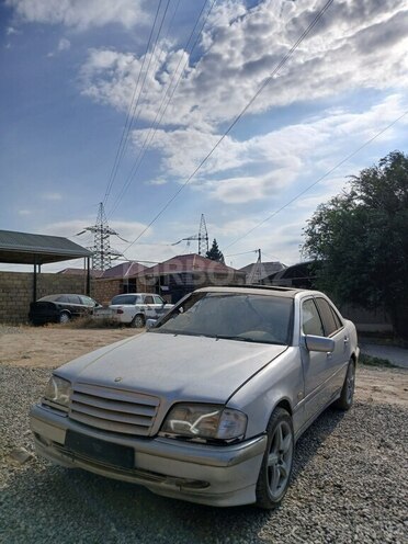 Mercedes C 220-7