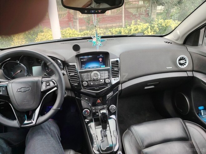 Chevrolet Cruze-4