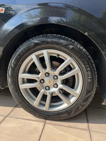 Chevrolet Aveo-4