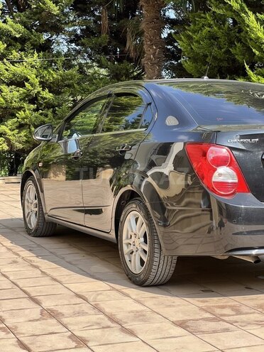Chevrolet Aveo-9
