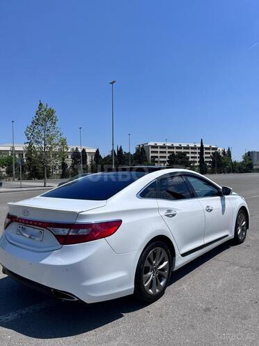 Hyundai Azera-4