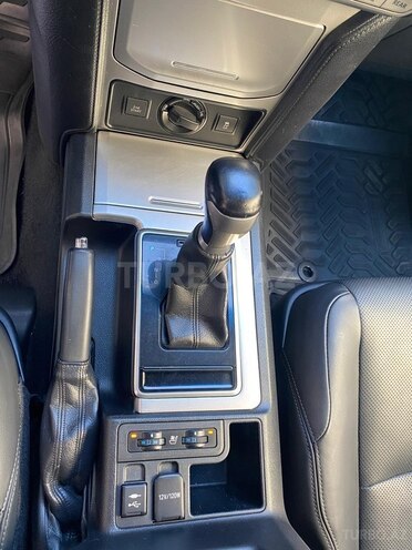 Toyota Land Cruiser Prado-14