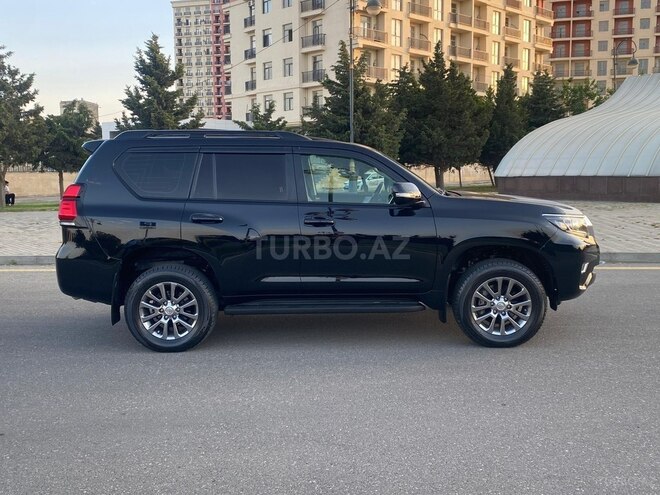 Toyota Land Cruiser Prado-3