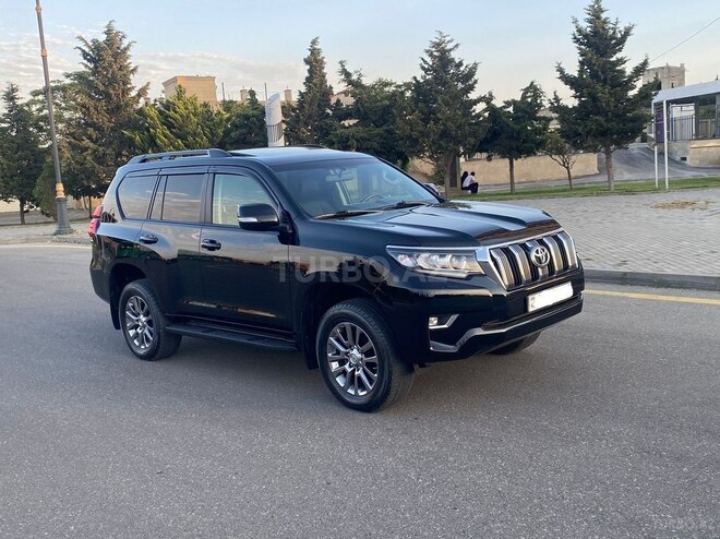 Toyota Land Cruiser Prado-4