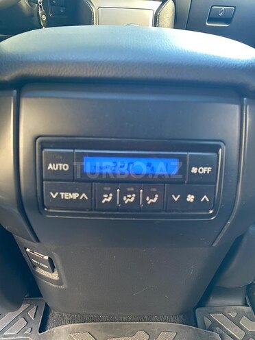 Toyota Land Cruiser Prado-16
