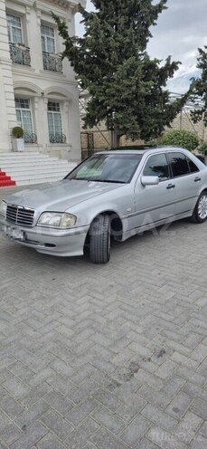 Mercedes C 180-2