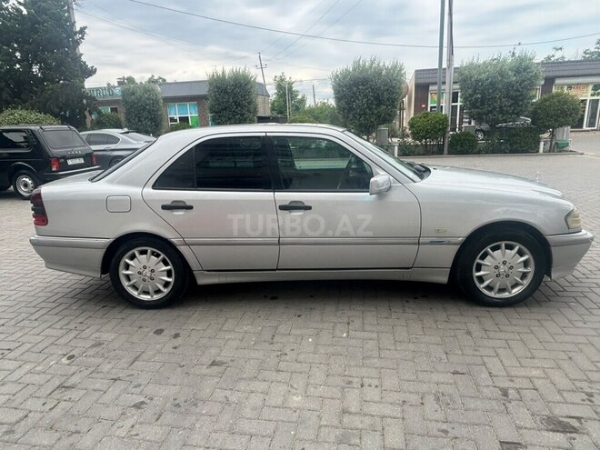 Mercedes C 180-4