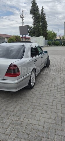Mercedes C 180-8