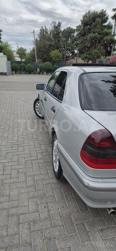 Mercedes C 180-7