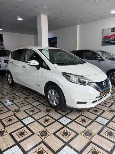 Nissan Note-4