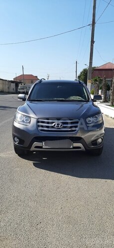 Hyundai Santa Fe-1