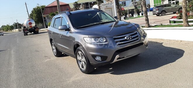 Hyundai Santa Fe-10