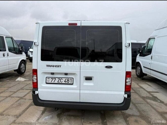 Ford Transit-2