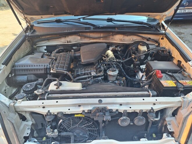 Toyota Land Cruiser Prado-13