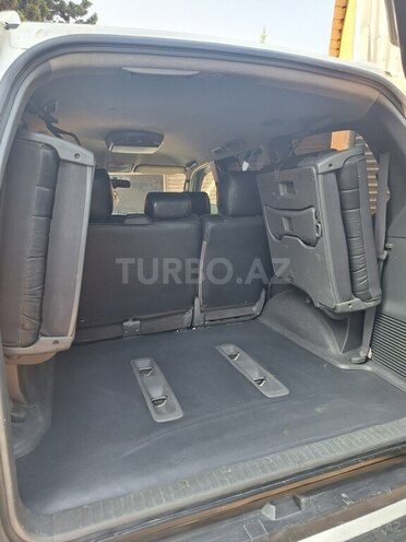 Toyota Land Cruiser Prado-12