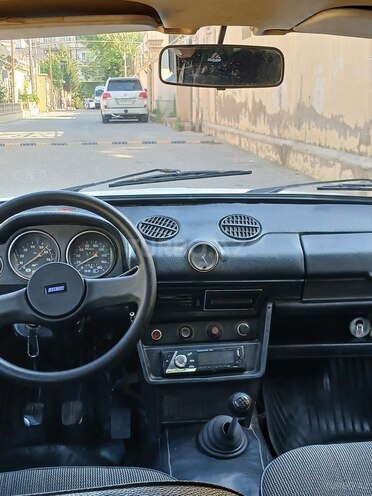 LADA (VAZ) 2106-7