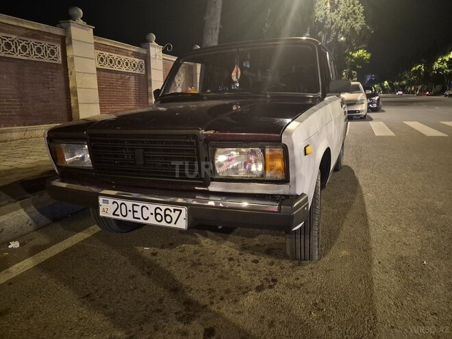 LADA (VAZ) 2105-1