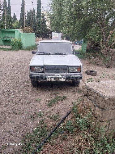 LADA (VAZ) 2107-1