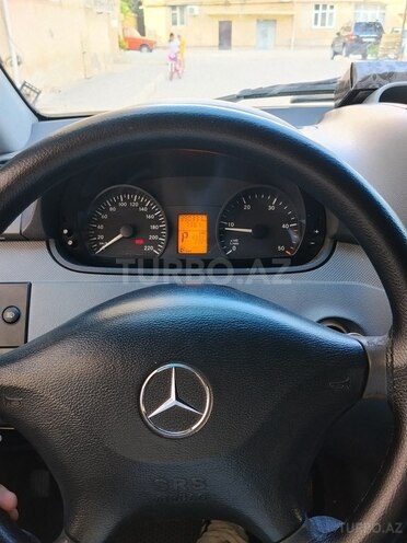 Mercedes Vito 111 CDI-5