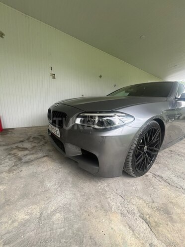 BMW 528-7
