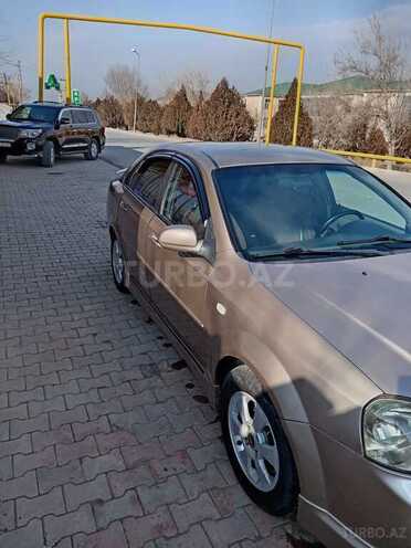 Chevrolet Lacetti-5