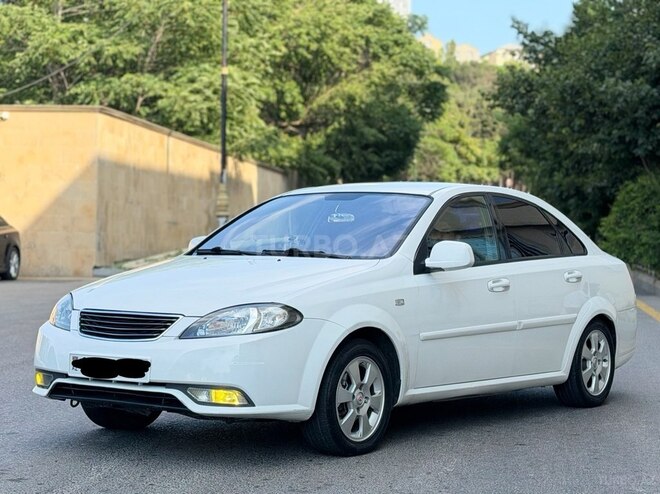 Daewoo Gentra-10