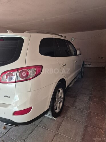 Hyundai Santa Fe-9
