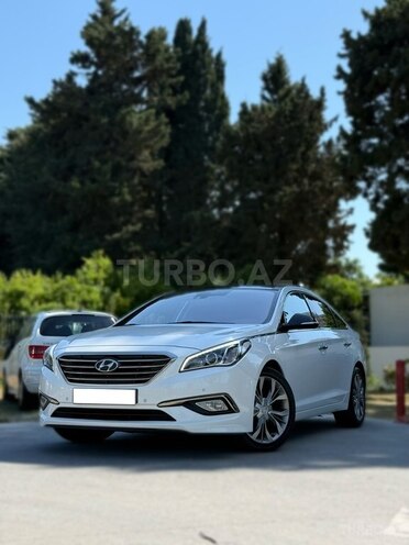 Hyundai Sonata-1