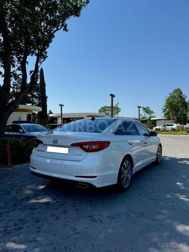 Hyundai Sonata-6