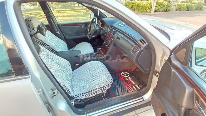 Mercedes E 230-20