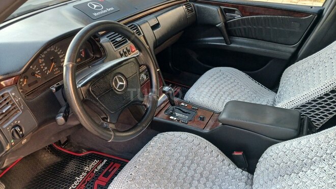 Mercedes E 230-14