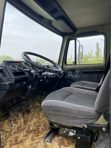 GAZ 3308-5