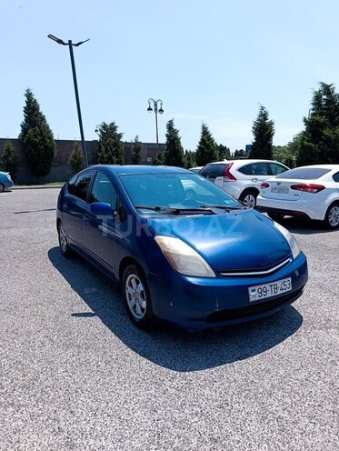 Toyota Prius-3