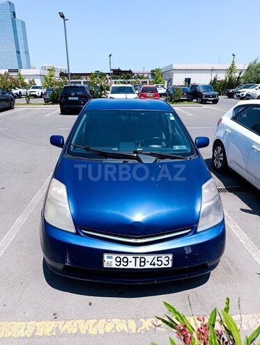 Toyota Prius-2