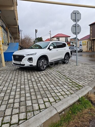 Hyundai Santa Fe-9