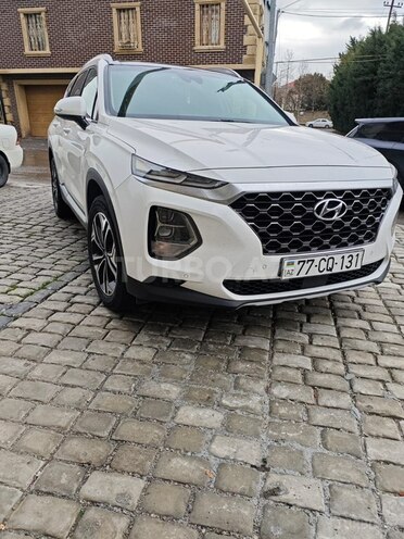 Hyundai Santa Fe-5