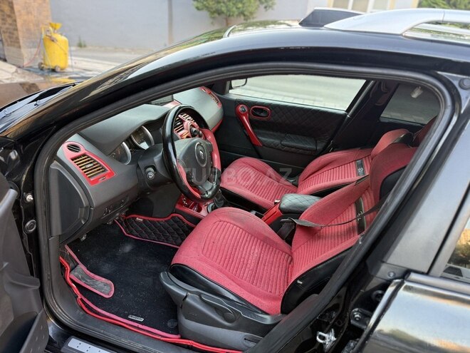 Renault Megane-8