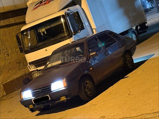 LADA (VAZ) 21099-1