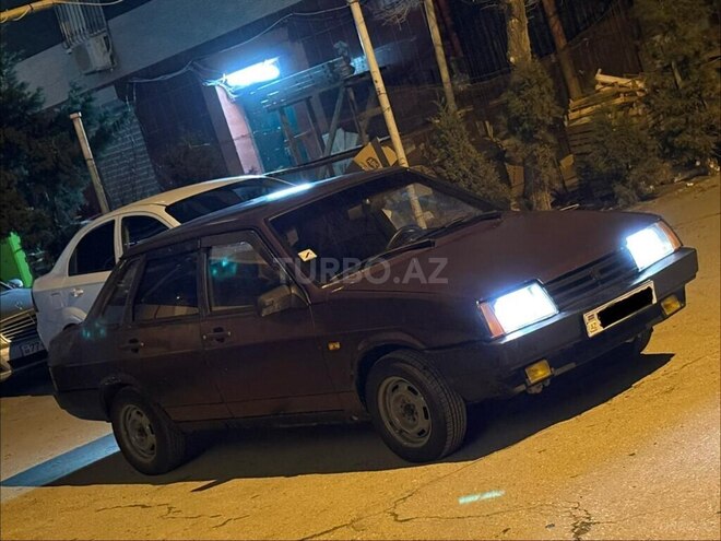 LADA (VAZ) 21099-2