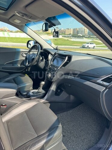 Hyundai Santa Fe-6