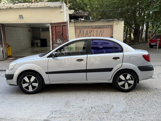 Kia Pride-2
