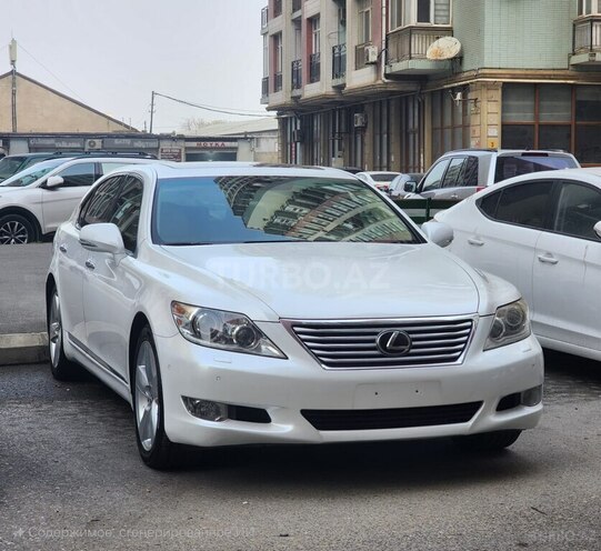 Lexus LS 460-2