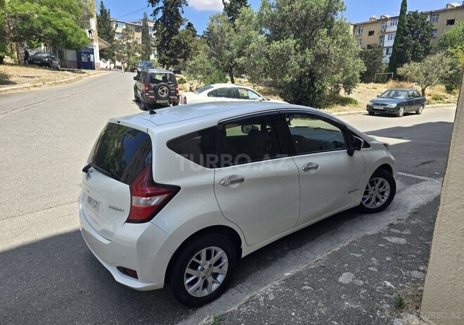 Nissan Note-3