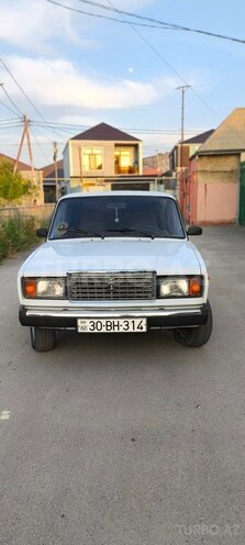 LADA (VAZ) 2107-1