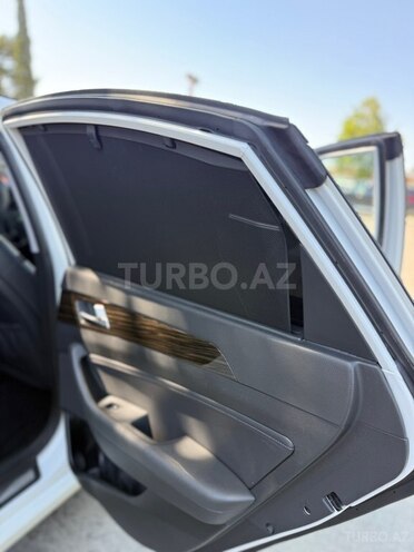 Hyundai Sonata-12
