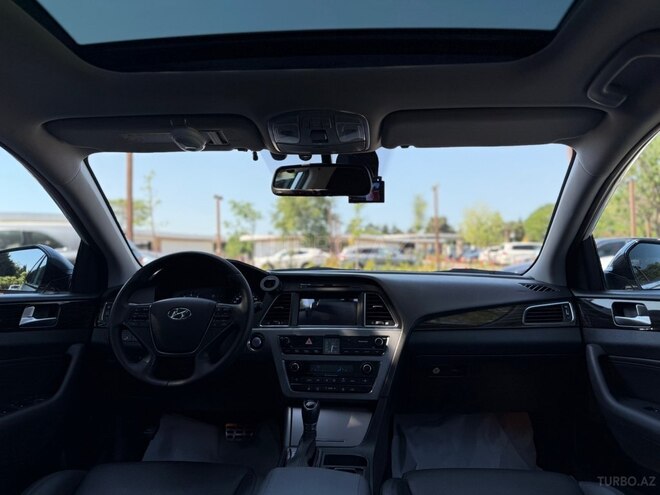 Hyundai Sonata-10