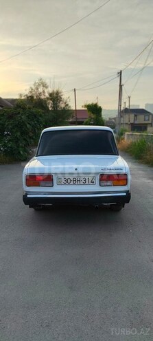 LADA (VAZ) 2107-2